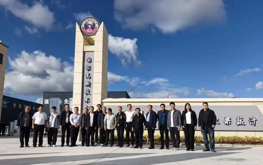 1761113618408326.png 5973b5f93f0dccac9da1d4454d167914.png